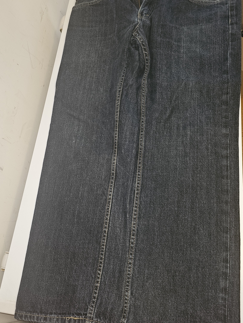 Men's Bootcut Jeans in Dark Blue Wash 34/30